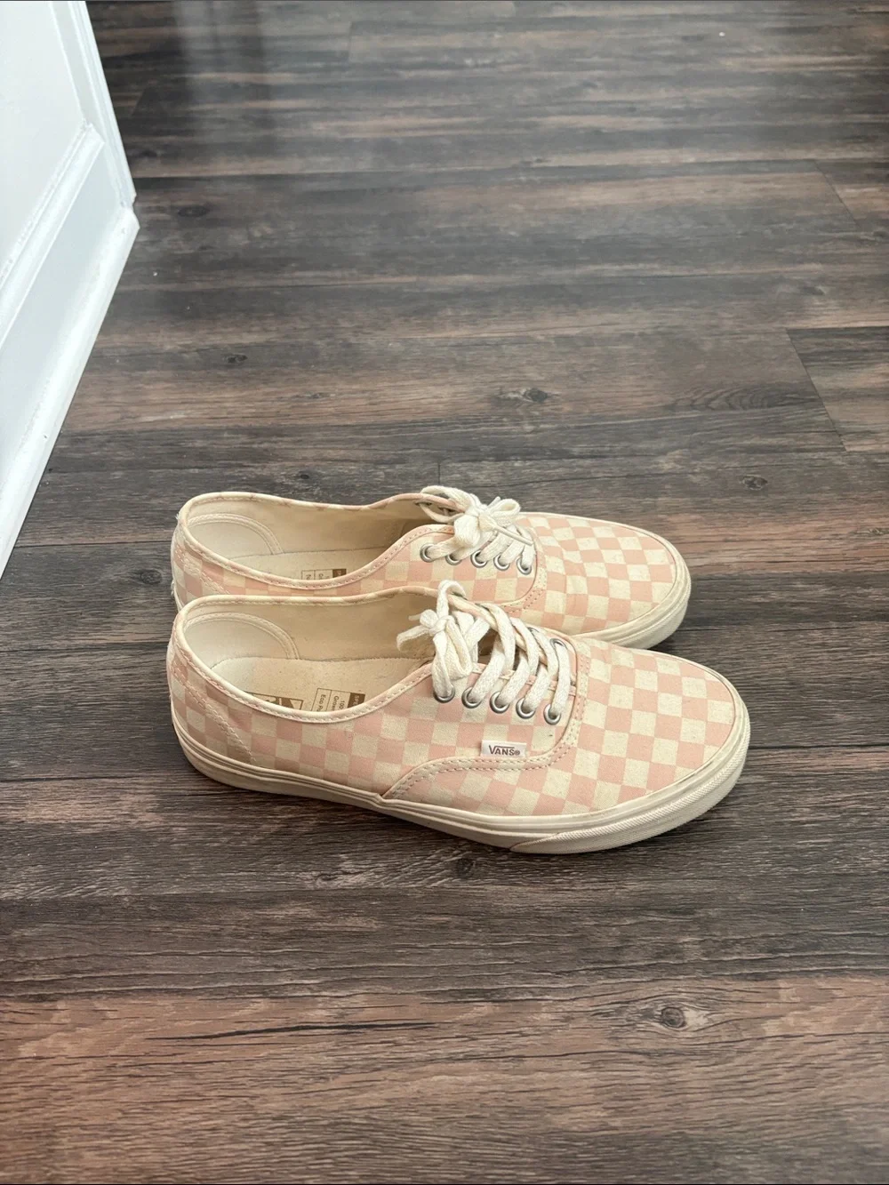 Vans Checkerboard Low Top Sneakers in Pink and Cream